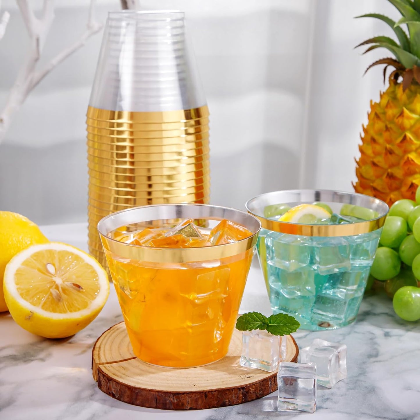 I00000 Heavy Duty Plastic Cups, 9 oz, Gold Rimmed, Clear, 100 Count, BPA Free, Disposable, for Party & Wedding