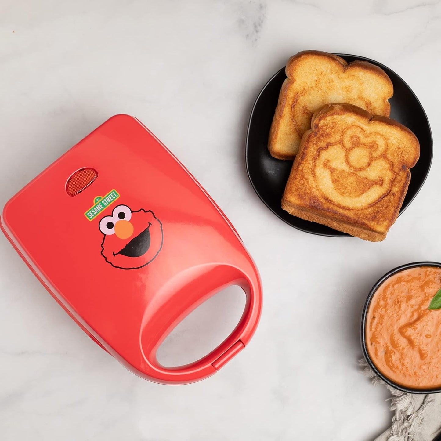 Uncanny Brands Sesame Street Elmo Single Sandwich Maker - Sesame Street Kitchen Appliance
