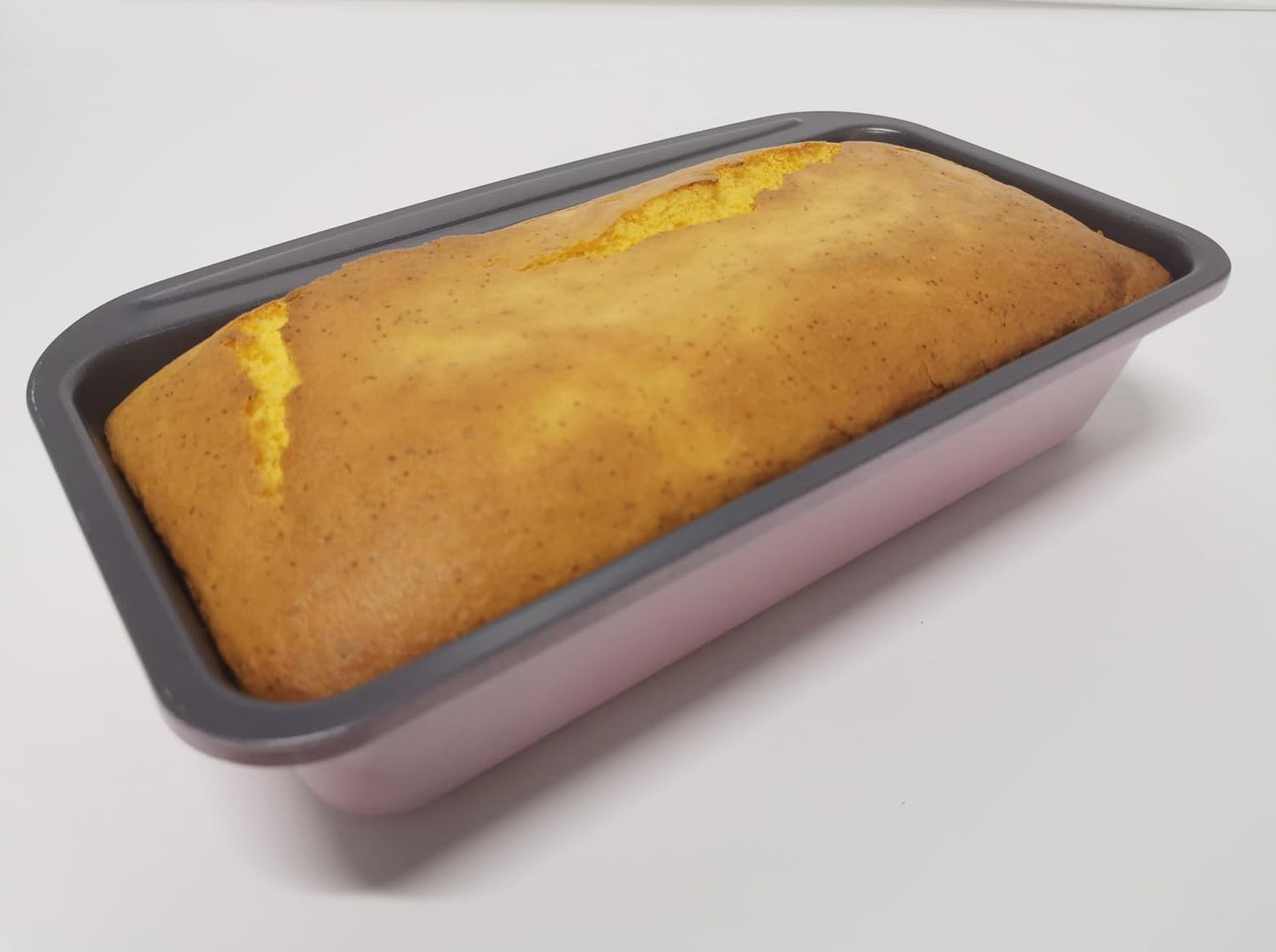 Monfish Loaf Pans for Home Baking Bread, 2lb loaf bread pan Carbon Steel loaf cake Tin 11x5 inch Pink 9x5 1lb bread Pan Mold gray Non Stick coating (pink)