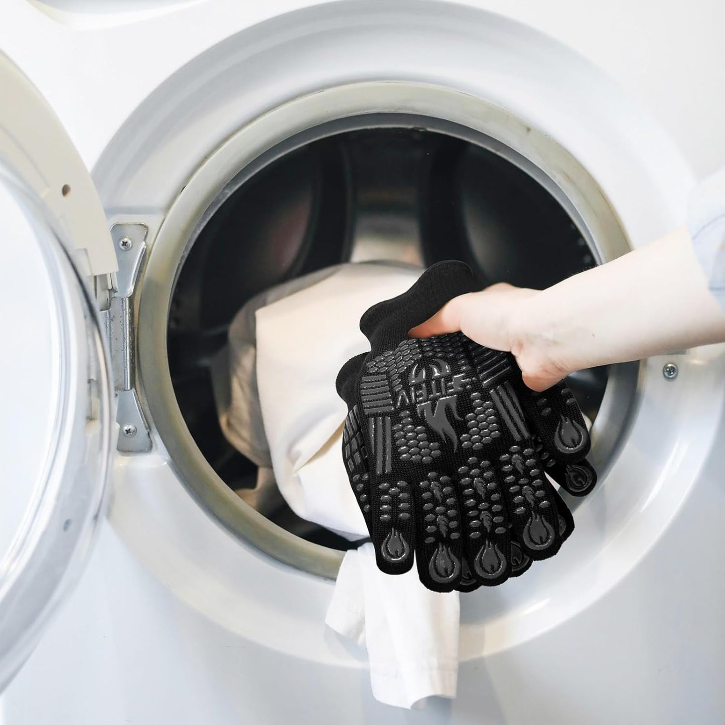 BBQ Gloves, Oven Gloves, 1472°F Extreme Heat Resistant Barbecue Gloves, Silicone Non-Slip Oven Mitts, Kitchen for Cooking, Grilling, and Baking (Black)