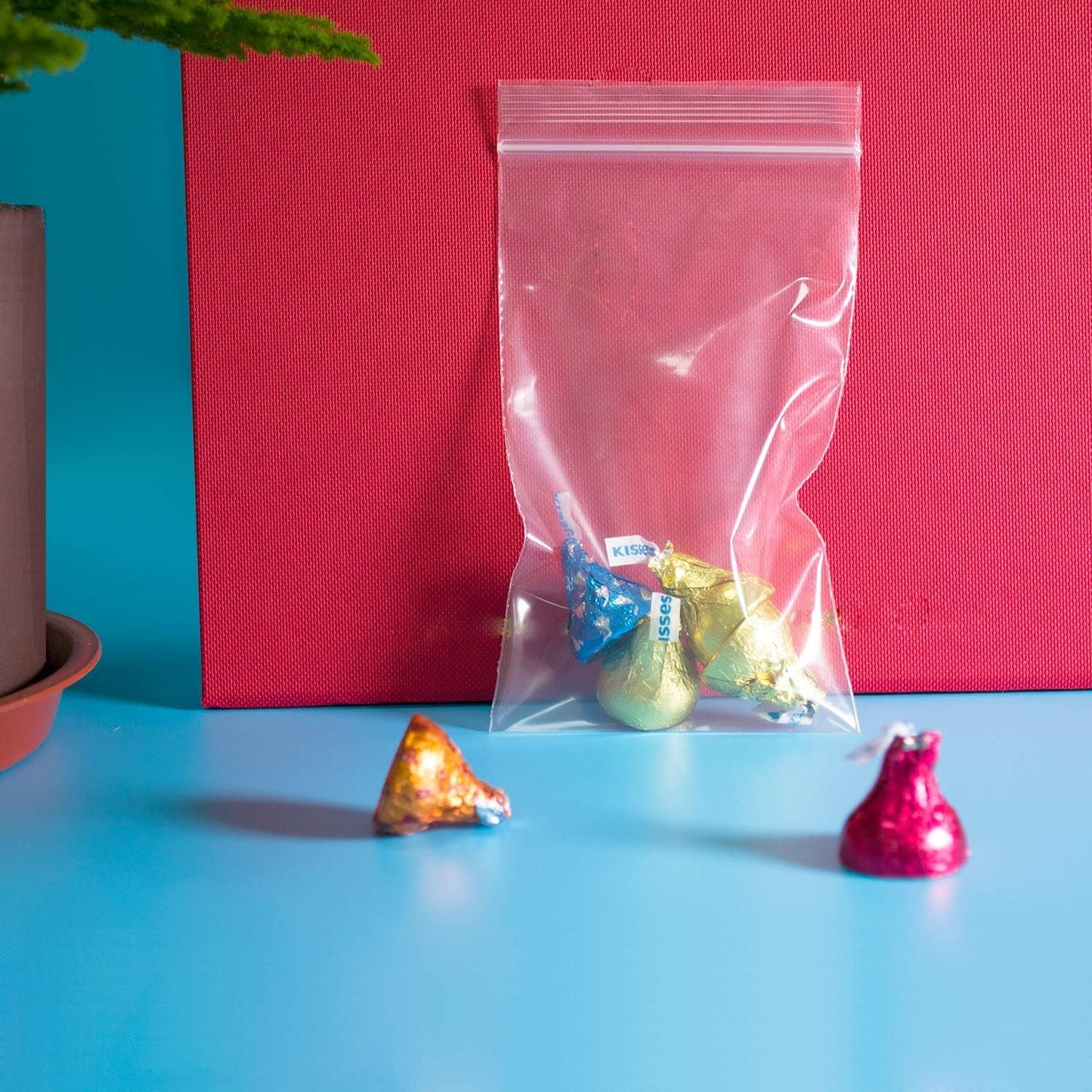 iMailer - 100 Pcs- 3" x 5" Clear Small Zip Bag - Reclosable Zip Plastic Poly Bags 2 Mil with Resealable Lock Seal Zipper for Photo, Jewelry, Bakery, Treats, Party Favors